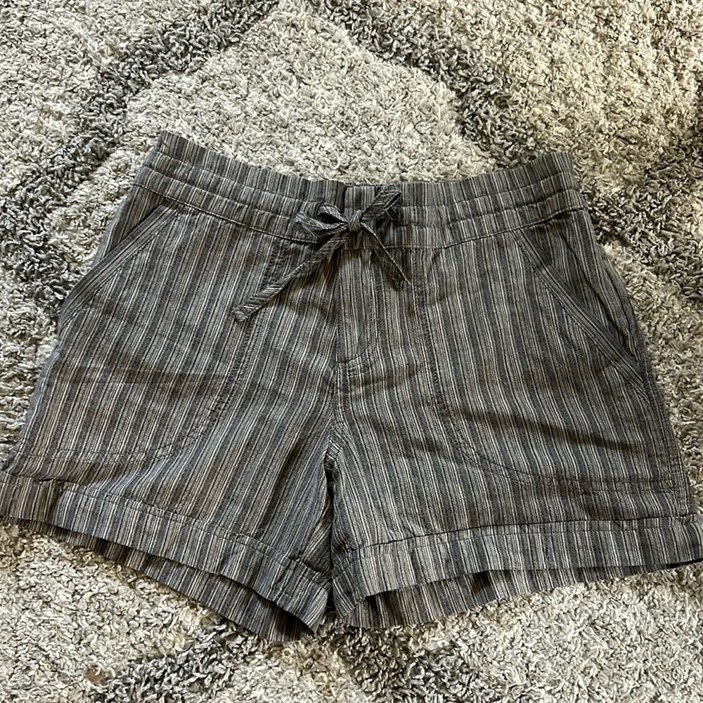 Prana Shorts Womens Extra Small Gray Drawstring Athletic Gym Hiking Workout